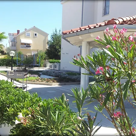 Апартаменты Luxury Zana