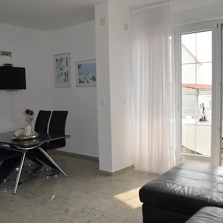 Luxury Zana Apartment