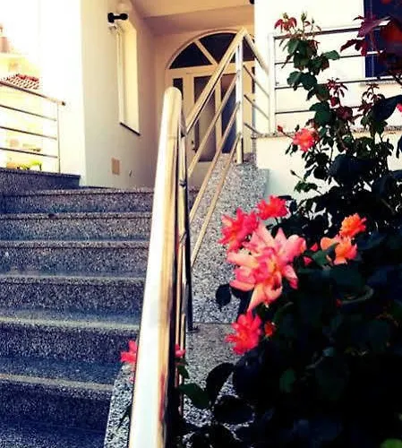 アパート Luxury Zana *